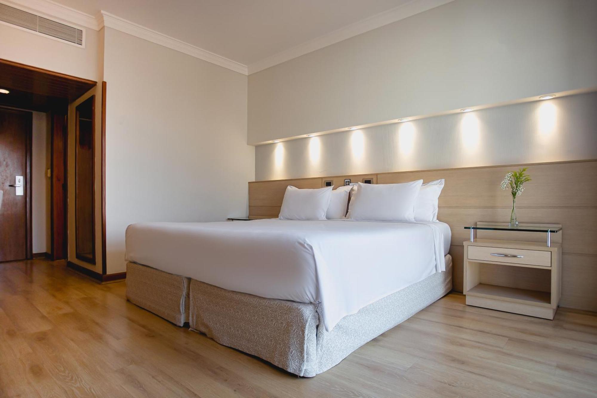 Bourbon Convention Hotel Santos Bagian luar foto