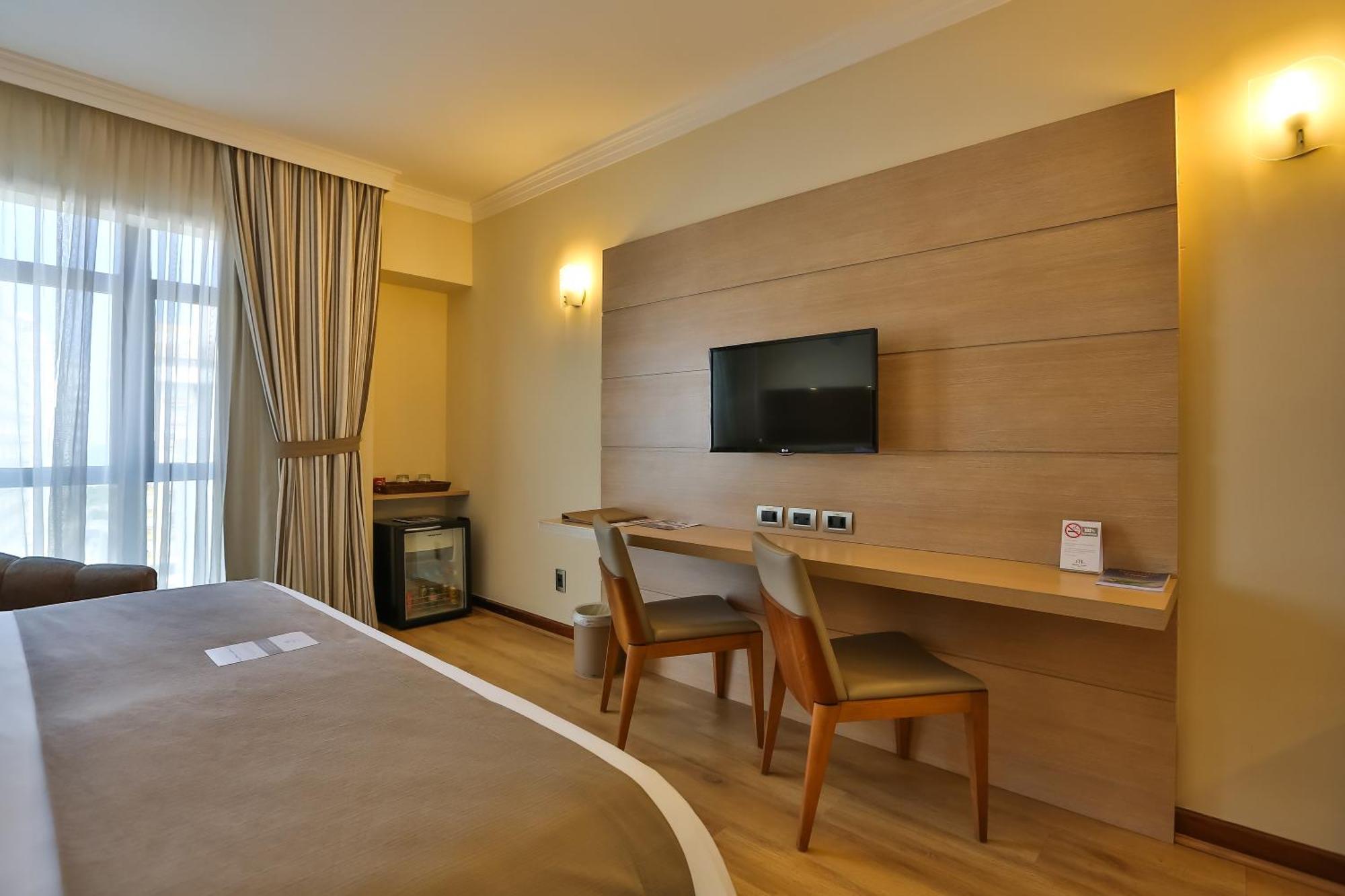 Bourbon Convention Hotel Santos Bagian luar foto