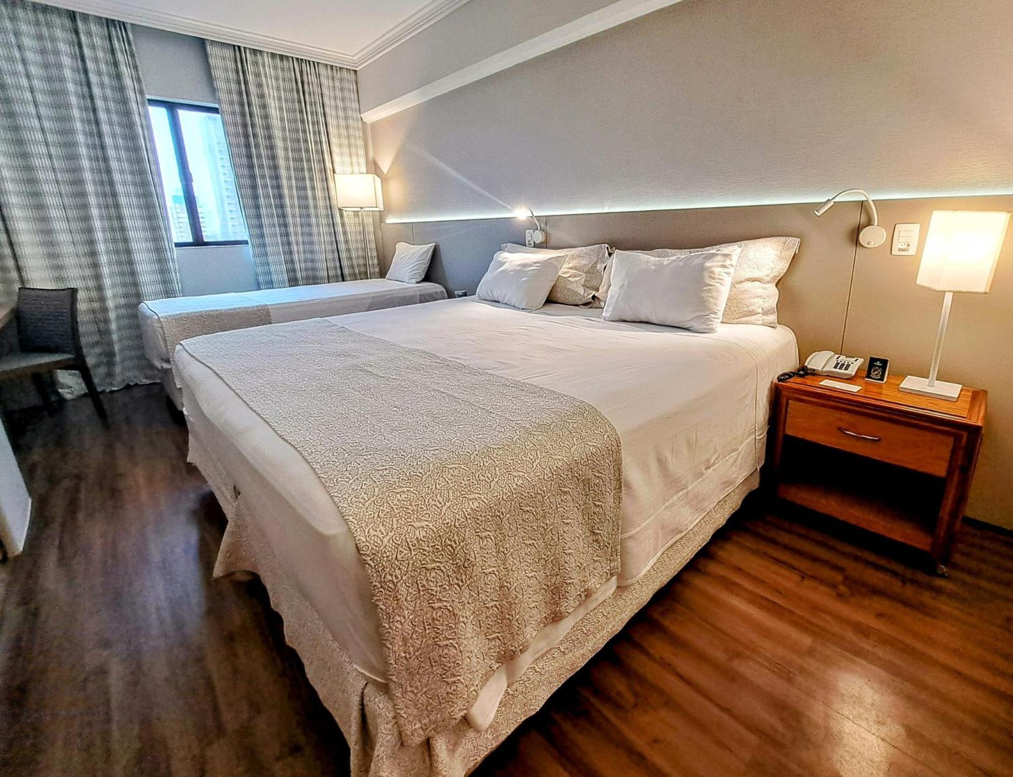 Bourbon Convention Hotel Santos Bagian luar foto